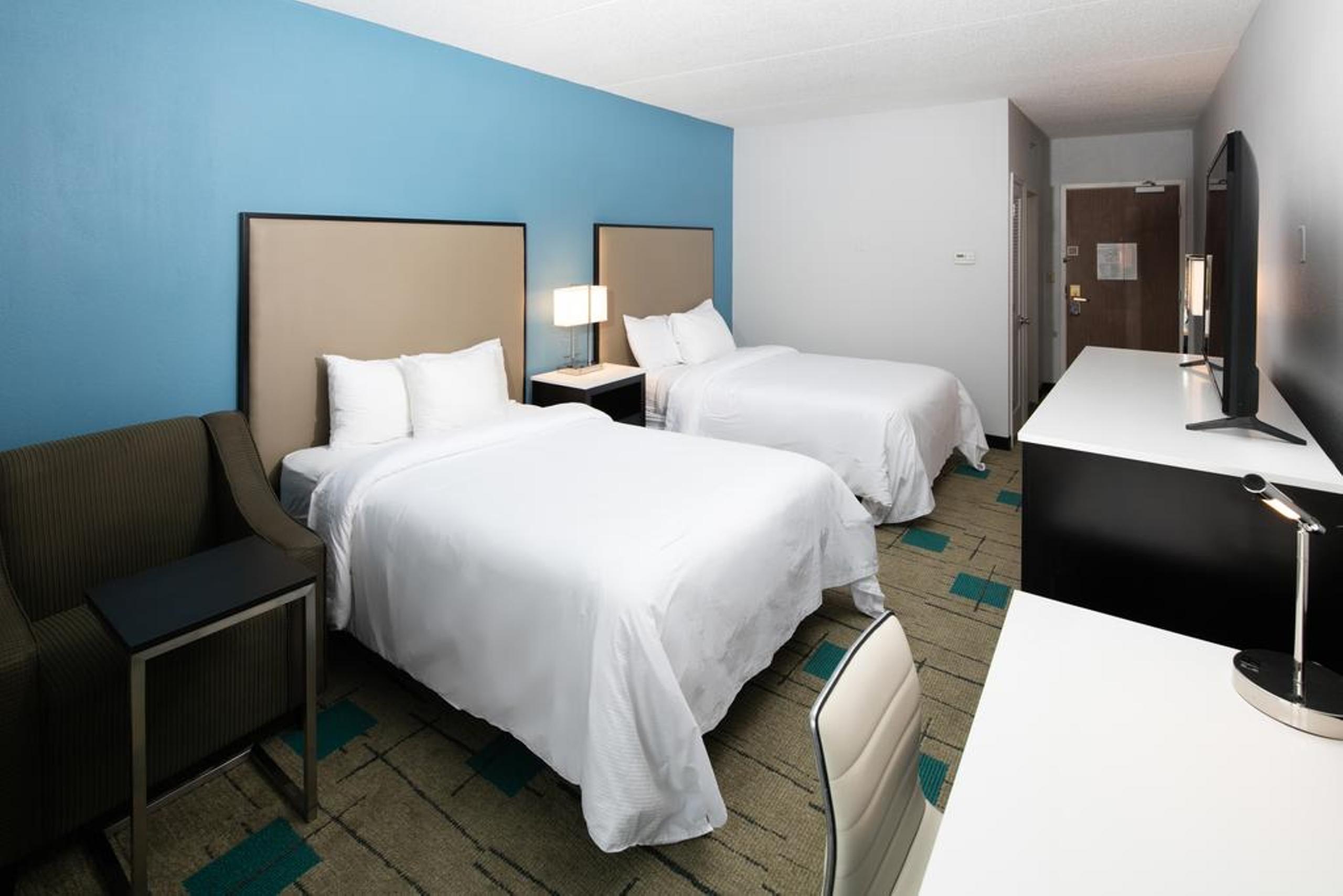 Hawthorn Extended Stay By Wyndham Чемберсберг Экстерьер фото