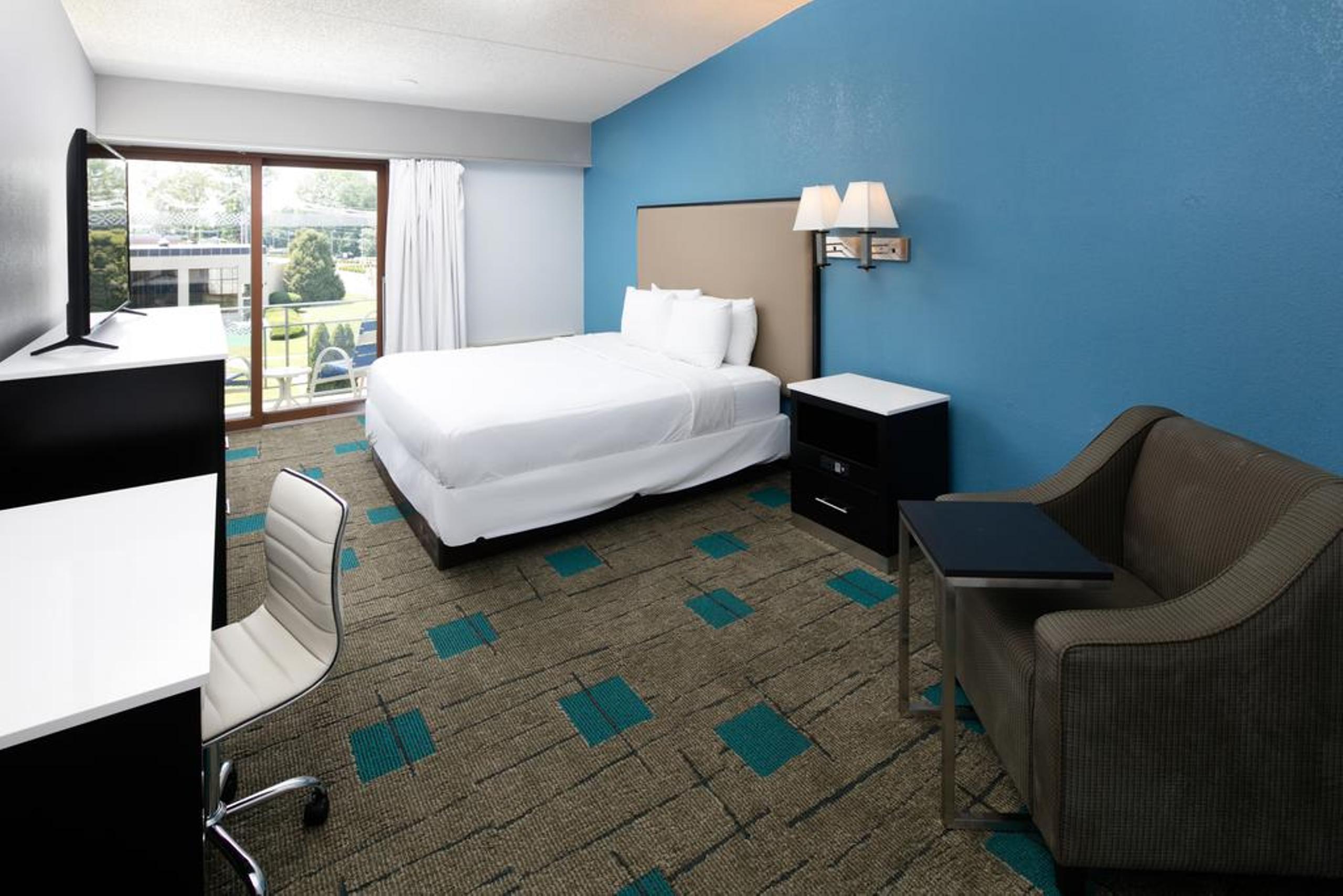 Hawthorn Extended Stay By Wyndham Чемберсберг Экстерьер фото