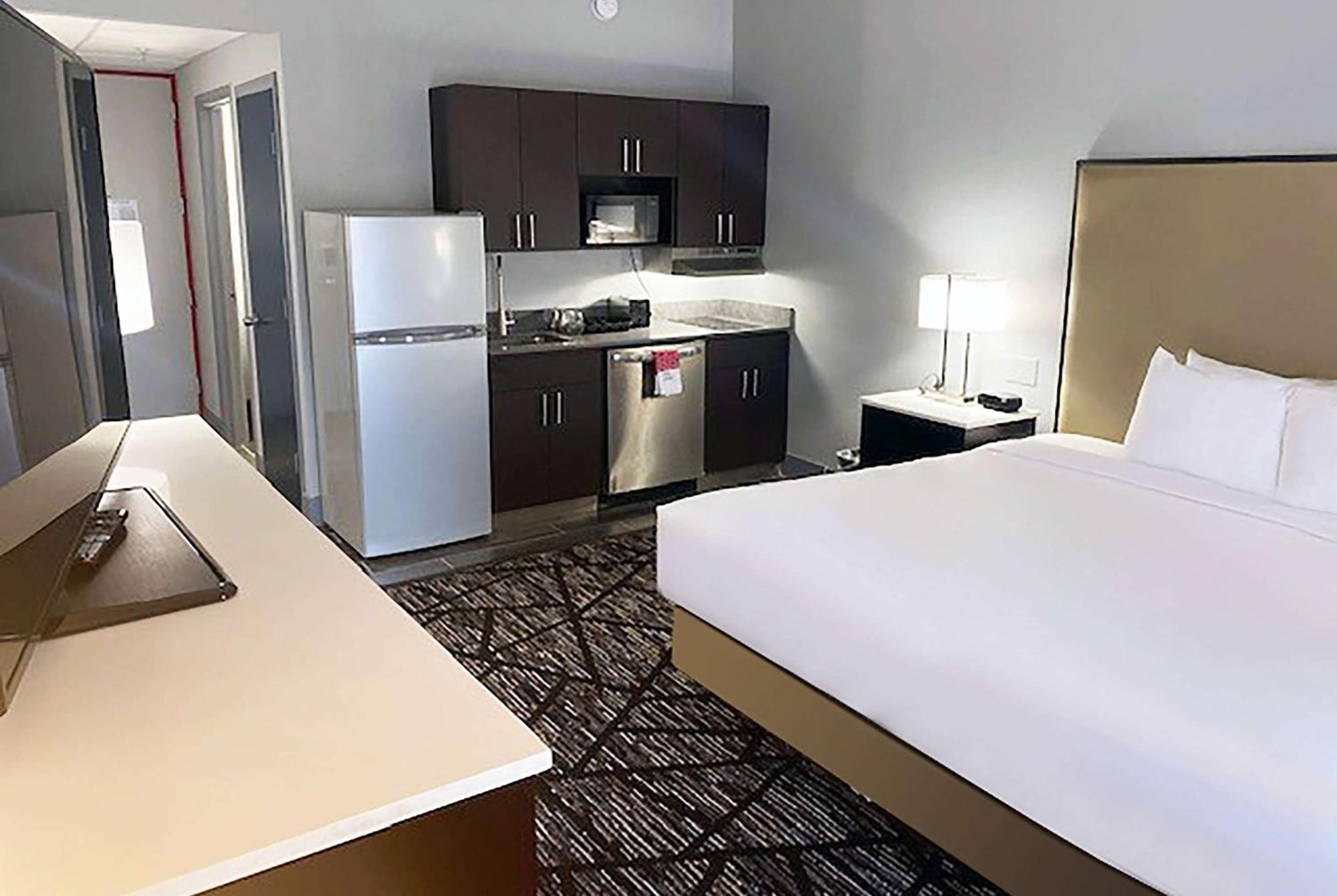 Hawthorn Extended Stay By Wyndham Чемберсберг Экстерьер фото